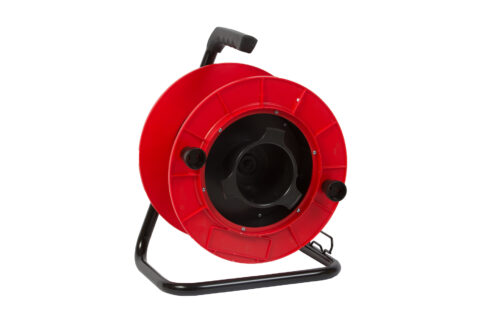 TB - Prises P17 ou  200 HZ